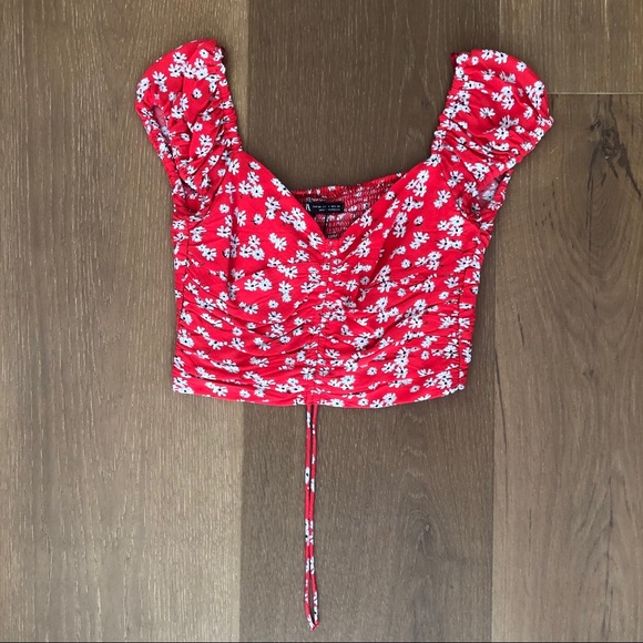 Hot pink/red floral crop top - Picture 2 of 4